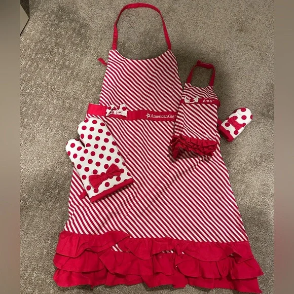American Girl Doll Matching Red and White Striped Apron Set with Polka Dot Mitts - Picture 1 of 5